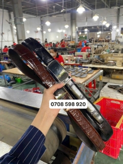 Nguồn sỉ đồ da cá sấu cho người kinh doanh xưởng trường chinh