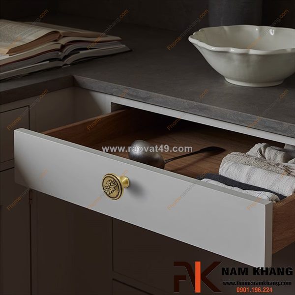 Núm nắm tủ bao nhiêu là đẹp – kiểu dáng và kích thước phù hợp
