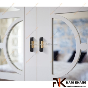 Núm nắm tủ  “điểm chạm” làm nên sự khác biệt cho tủ bếp