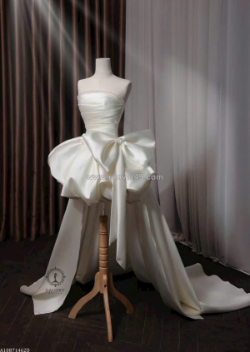 Siêu ưu đãi combo cho mùa cưới 2026 tại nhà gallery bridal giá rẻ sang xinh sịn cho các dâu rễ màu cưới này.