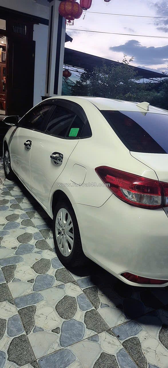 Toyota vios số sàn bản đủ – giá chỉ 270 triệu