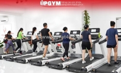 Trải nghiệm không gian tập luyện rộng rãi, hệ thống máy móc đa dạng cùng up gym