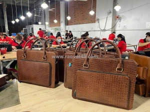 Xưởng gia công đồ da theo yêu cầu – nhiều dòng sản phẩm cho brand