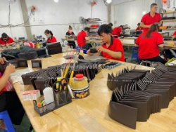 Xưởng sỉ ví da giá xưởng – có sẵn nhiều mẫu