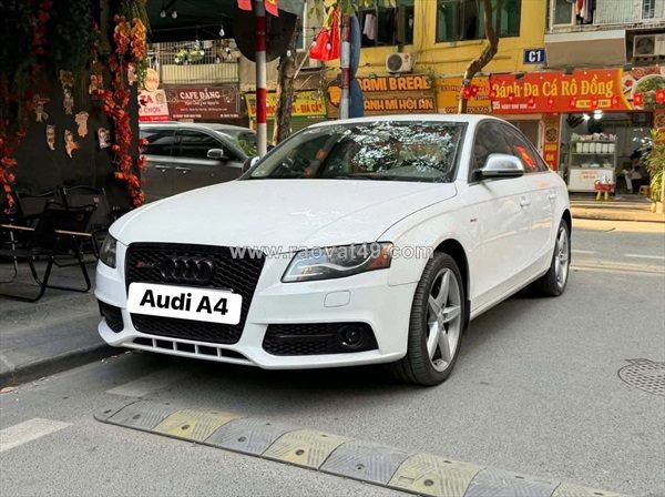 Audi a4 2010 – đăng ký 2011 – 2.0 2 cầu – 230 triệu