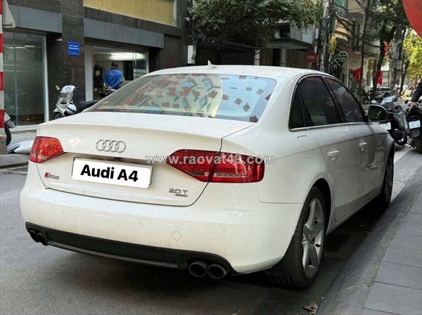 Audi a4 2010 – đăng ký 2011 – 2.0 2 cầu – 230 triệu
