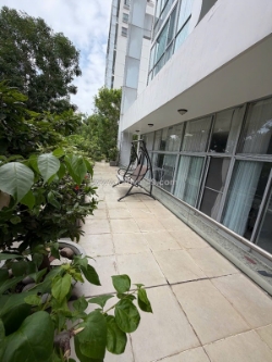 Bán căn hộ sân vườn garden court 2 phú mỹ hưng, 200m2, 3pn, full, view đông nam, sổ hồng, giá 16.9 tỷ