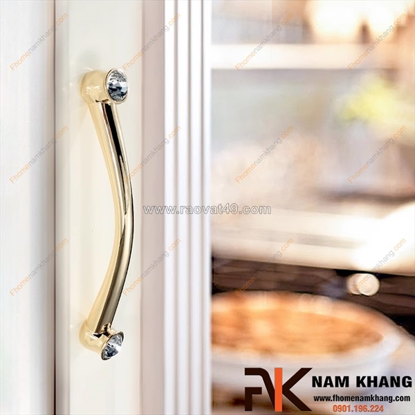~/Img/2026/9/bi-quyet-toi-uu-anh-sang-cho-tu-quan-ao-tu-tay-nam-tu-pha-le-02.jpg