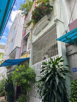 Chính chủ cần bán 2 căn nhà giá cực tốt tại tân bình và gò vấp