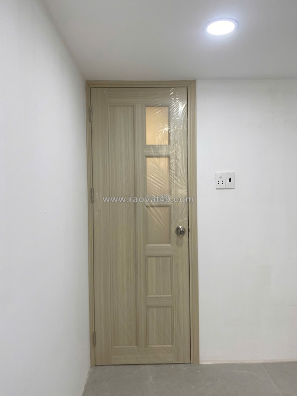 Cửa nhựa đài loan tại quận 5 | cửa nhà vệ sinh giá rẻ