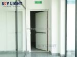 Cửa thoát hiểm tòa nhà văn phòng: quy chuẩn an toàn và thi công uy tín