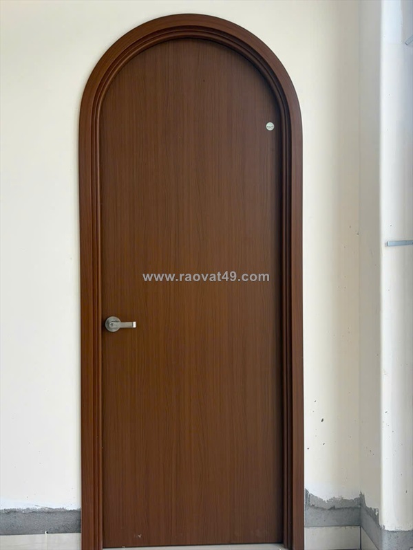 Cửa vòm nhựa composite tại xã hóc môn – mẫu vòm cong hiện đại