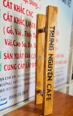 Cung cấp tay nắm cửa gỗ – khắc laser theo yêu cầu
