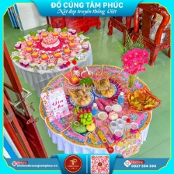 Cúng đầy tháng cho bé - nhà nội hay nhà ngoại?