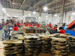 Dép da hàng có sẵn – nhập sỉ số lượng giá xưởng