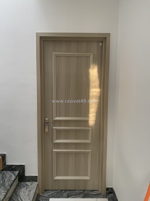 Giá cửa nhựa composite tại ninh hòa 2