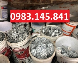 Hoa cúc sắt dập kết hợp hoa văn sắt mỹ thuật
