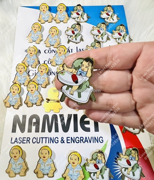 ~/Img/2026/9/huy-hieu-sticker-an-mon-len-mau-nho-gon-ma-cuc-noi-bat-02.jpg