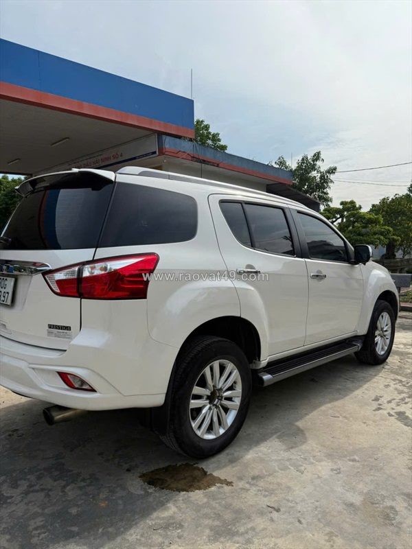 Isuzu mu-x blue power 2019 – đăng ký 2020 – 1 chủ từ đầu – odo 7 vạn km