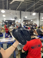 Khởi nghiệp với dép da – nguồn hàng sỉ cho người mới