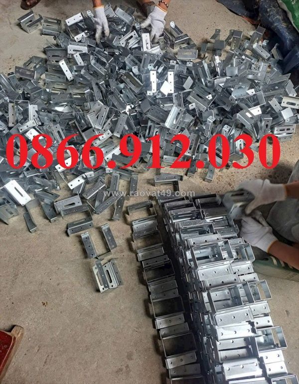 Lắp ghép nhà tiền chế nhanh hơn với bát u lắp ghép chuyên dụng