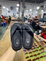 Nguồn dép da nam sỉ từ 120k – nhập size linh hoạt