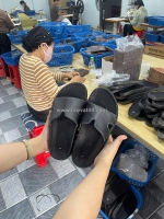 Nguồn sỉ dép da bò – hàng sẵn kho