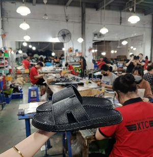 Nhập sỉ dép da từ xưởng – mẫu đa dạng