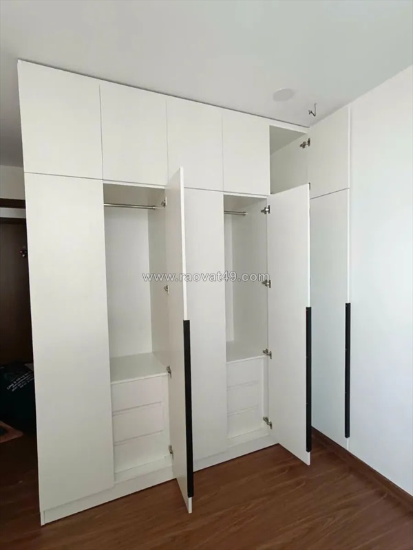 Thi công tủ quần áo theo yêu cầu, đúng kích thước