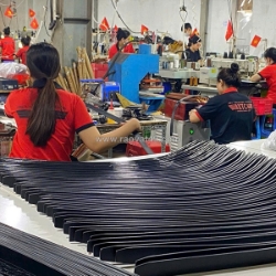 Tìm xưởng sản xuất thắt lưng cho shop muốn đặt mẫu riêng