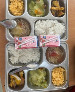 Tuyển nhân viên, tạp vụ, sơ chế, đóng gói chia suất ăn hs