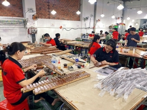 Xưởng sỉ đồ da – nguồn hàng phù hợp cho đại lý mới